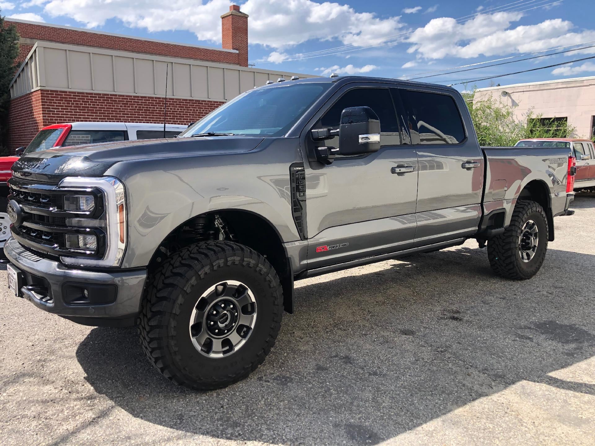 2024 Ford Super Duty F-350 SRW Tremor H.O.