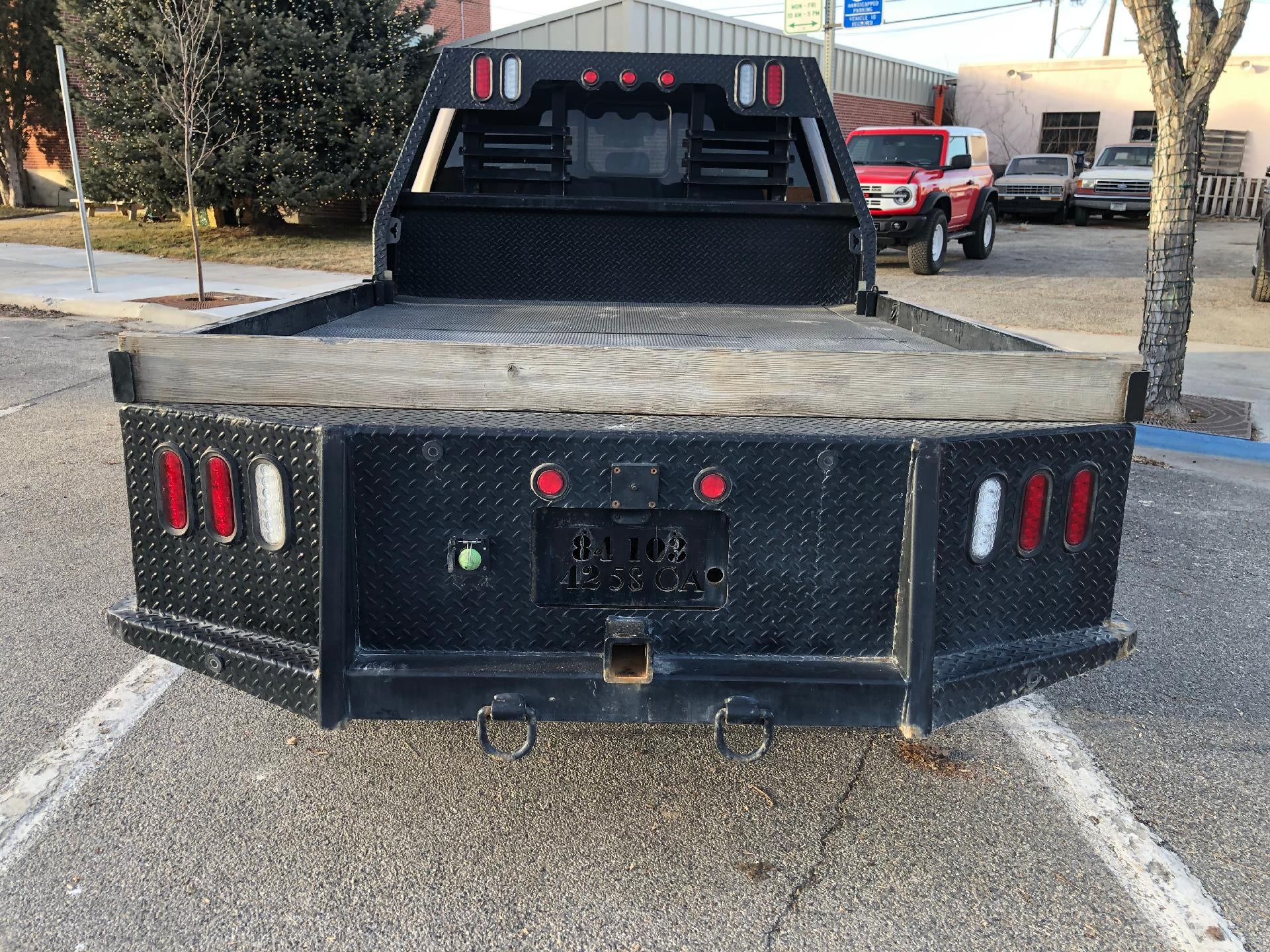 2019 Ford Super Duty F-350 SRW XL 4WD Crew Cab 6.75' Box