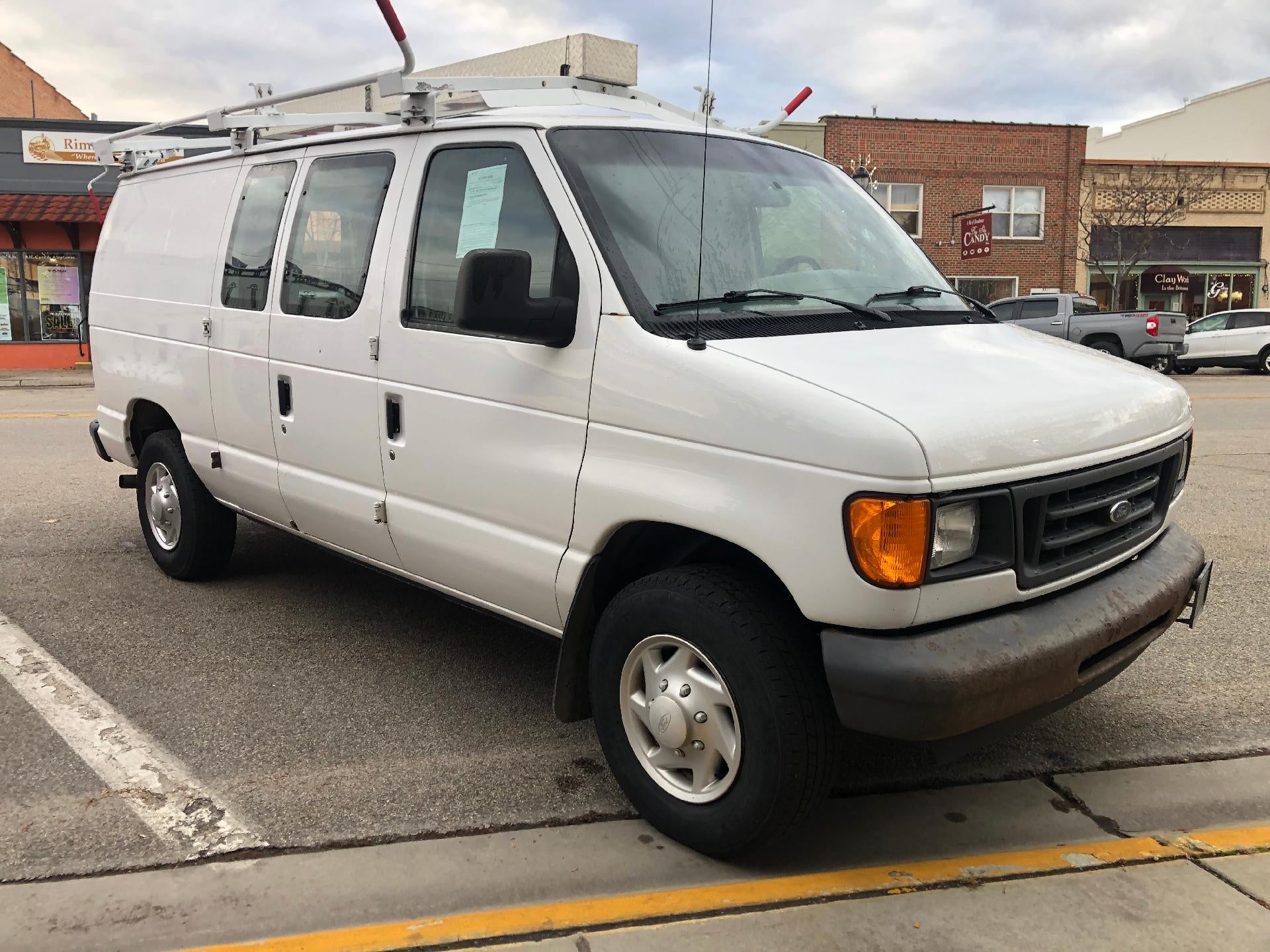 2007 Ford Econoline Cargo Van E-250 Commercial