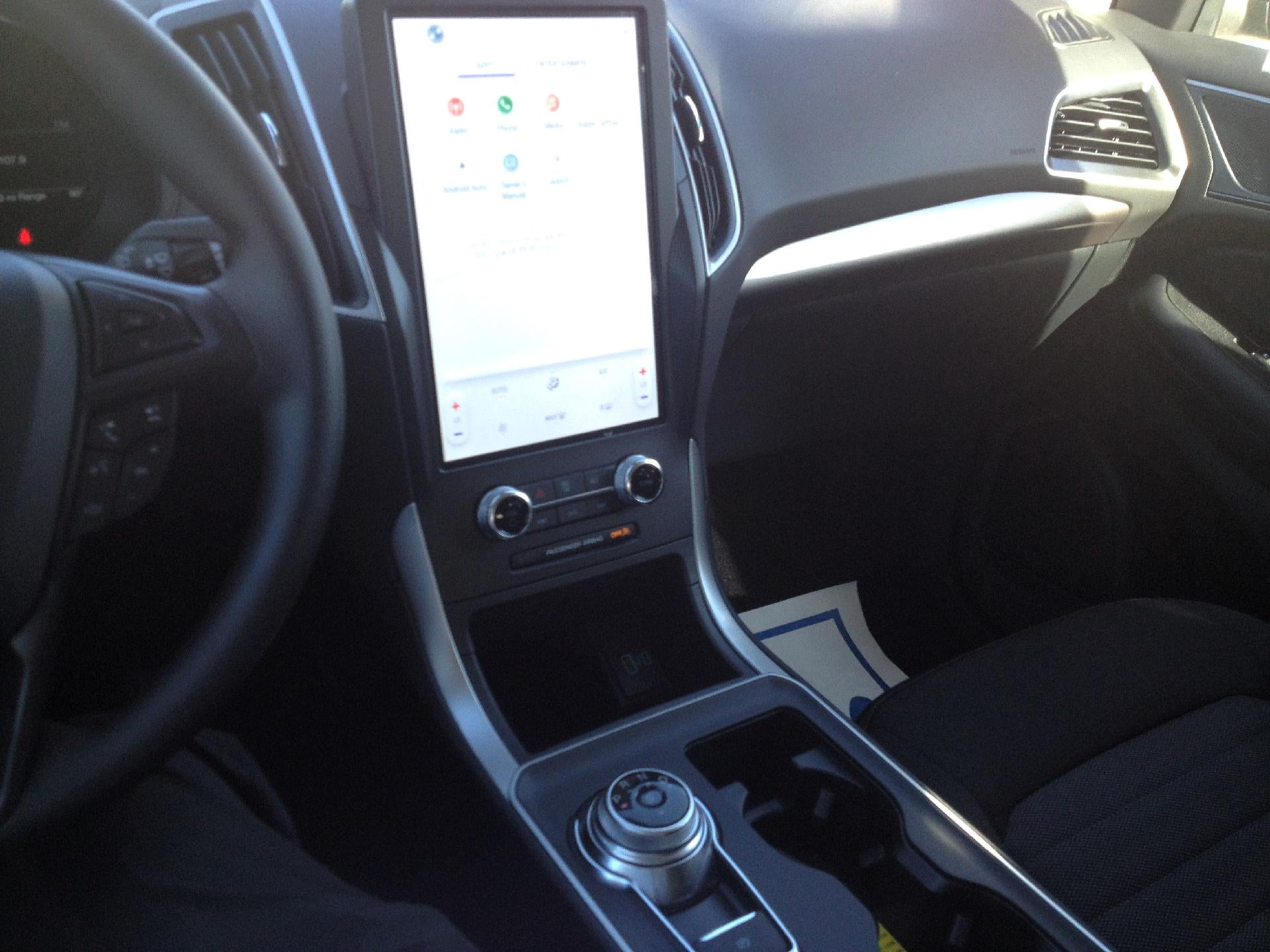 2024 Ford Edge SE AWD