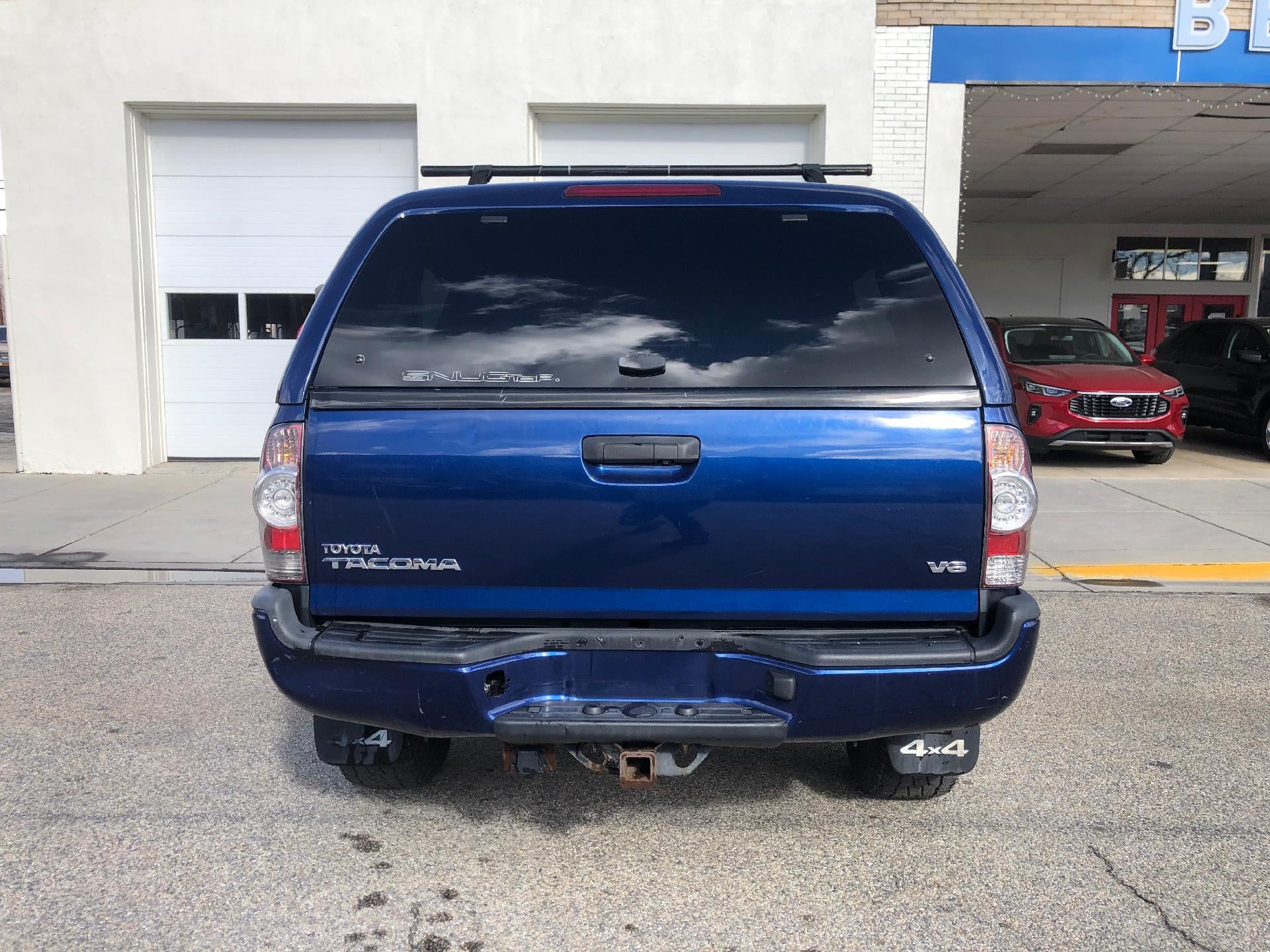 2014 Toyota Tacoma 4WD Double Cab Short Bed V6 Manual (Natl)