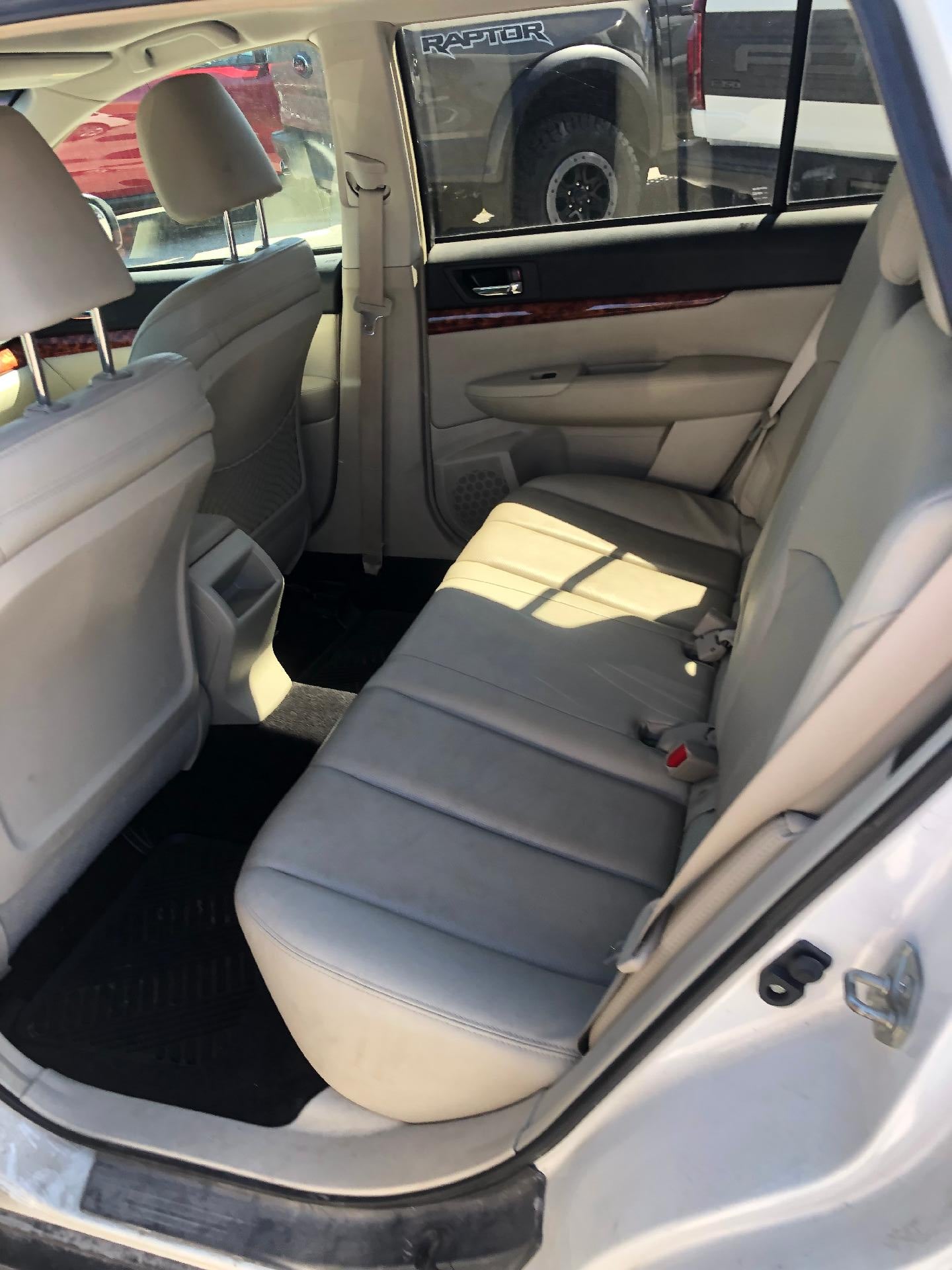 2010 Subaru Outback SUV