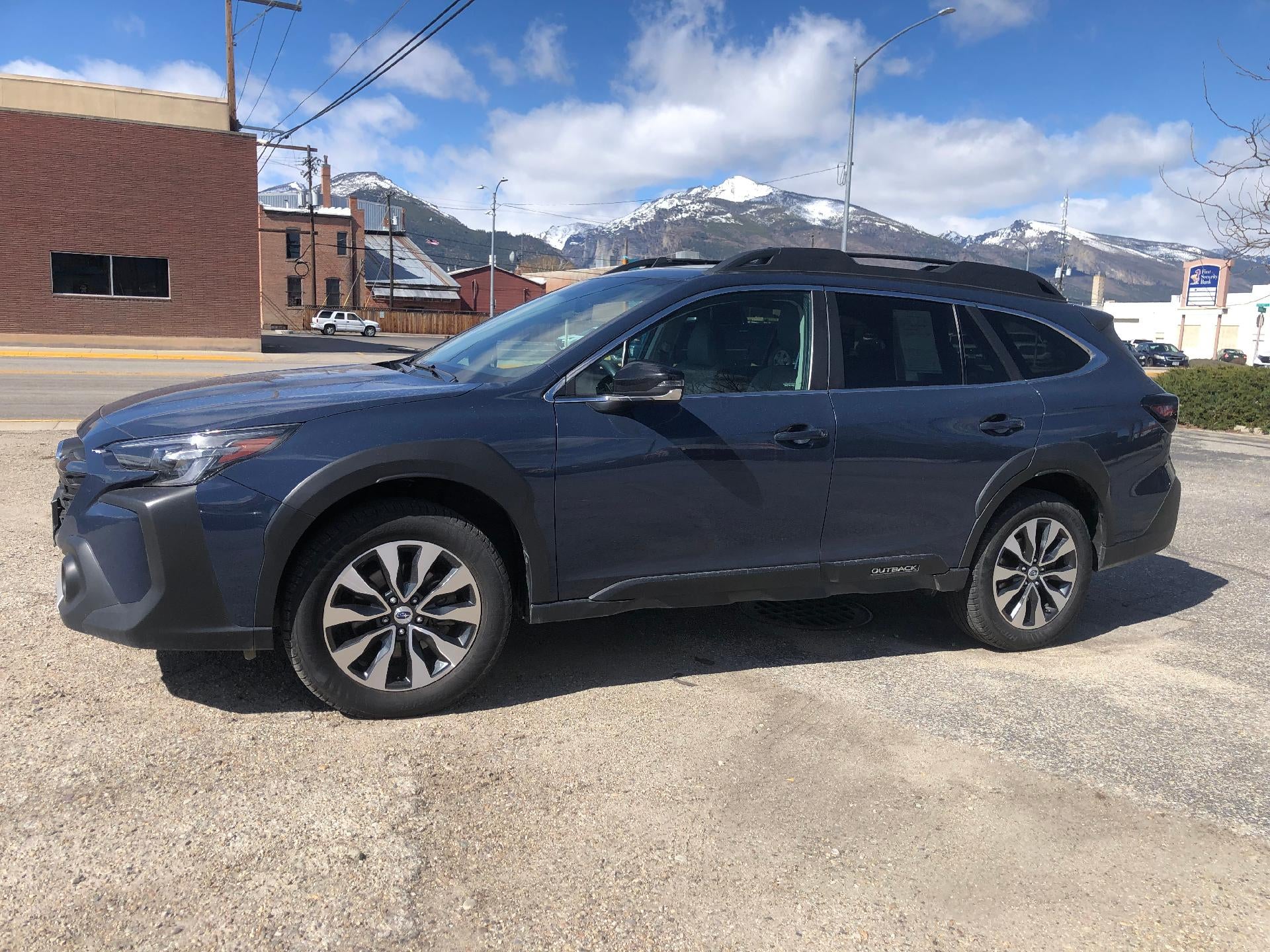 2023 Subaru Outback Limited XT CVT