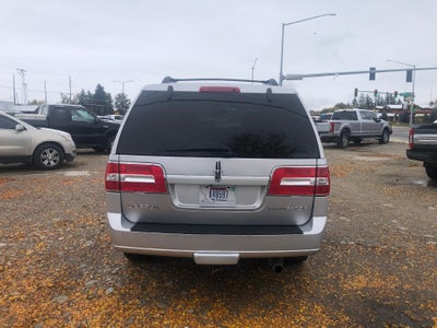 2013 Lincoln Navigator Base