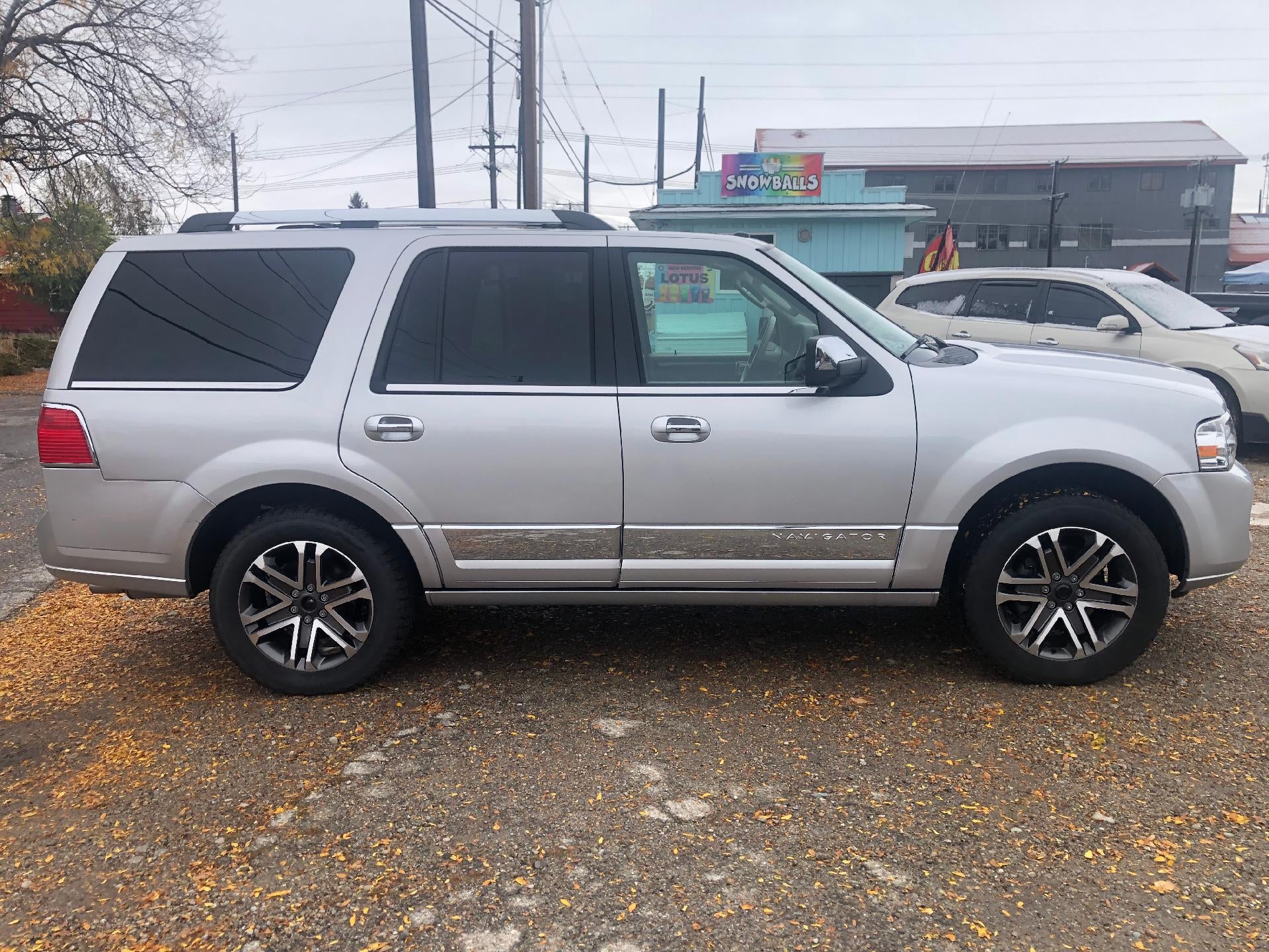 2013 Lincoln Navigator Base