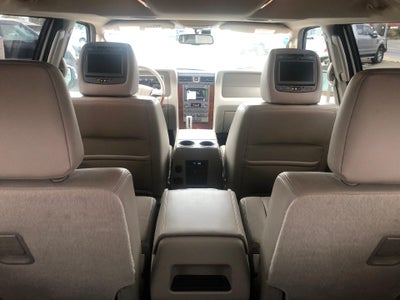 2013 Lincoln Navigator Base
