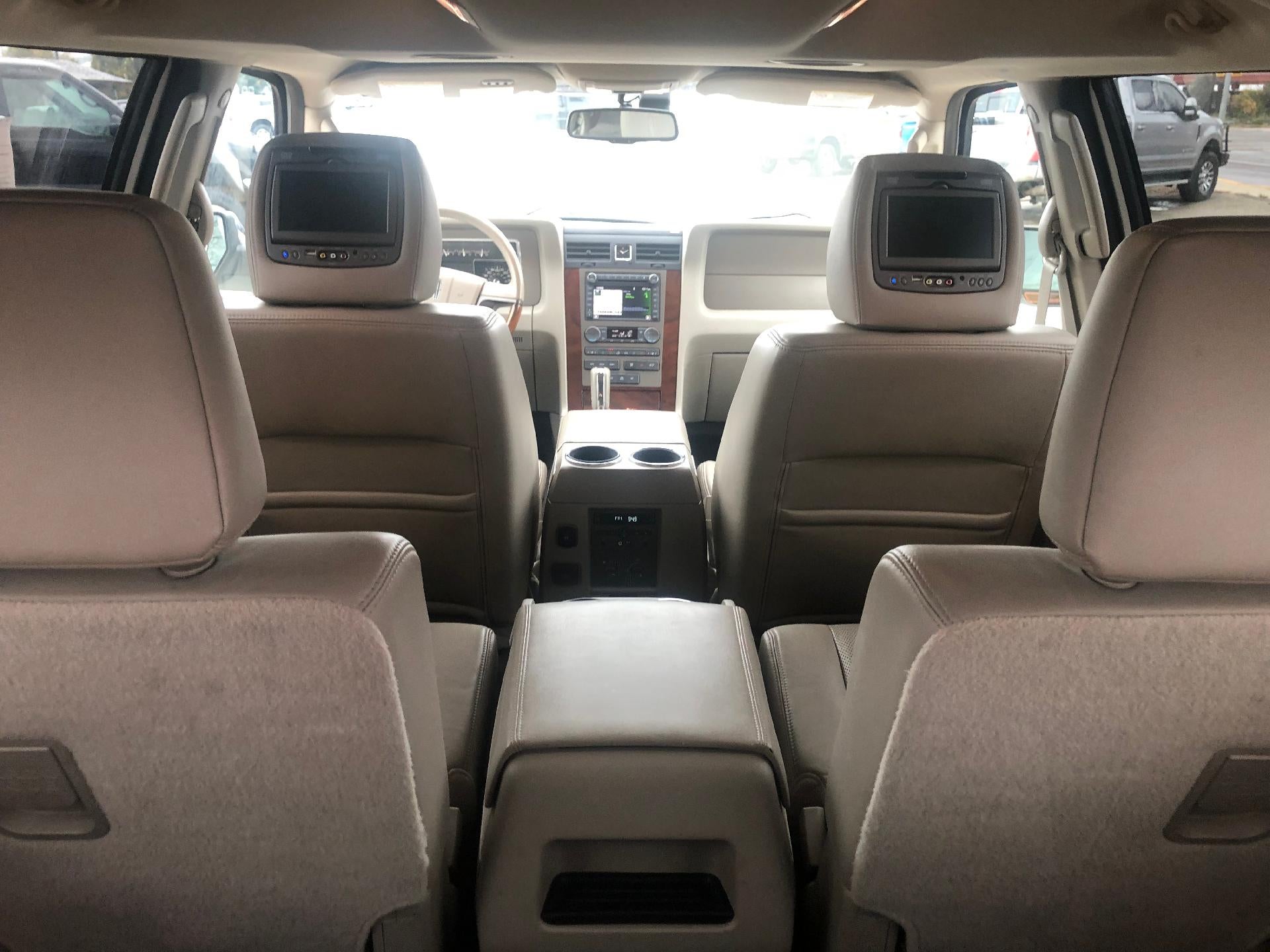 2013 Lincoln Navigator Base