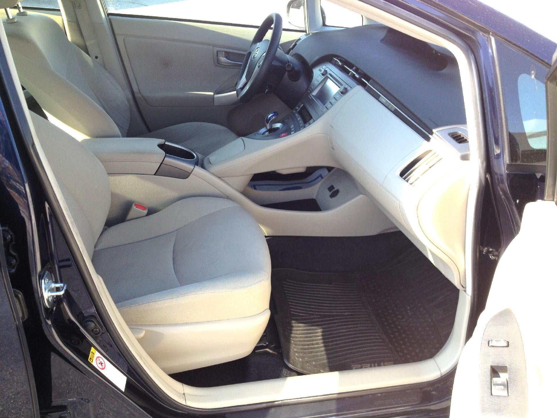 2014 Toyota Prius 5dr HB Three (GS)