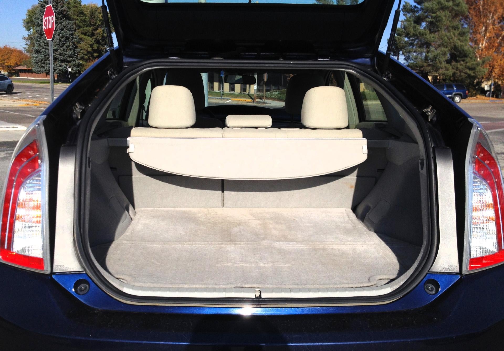 2014 Toyota Prius 5dr HB Three (GS)